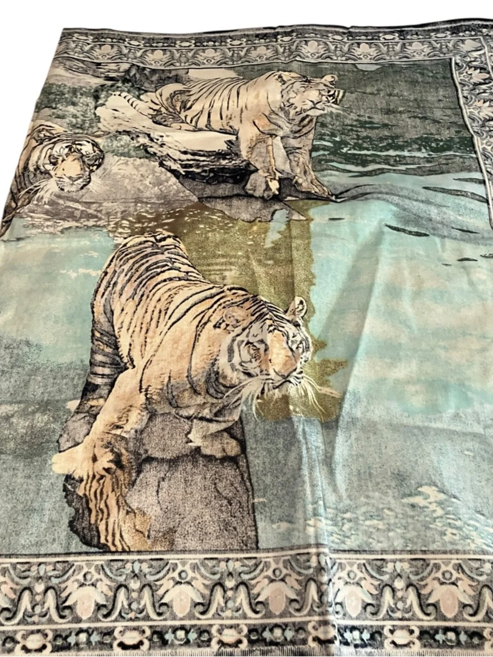 VTG 90s RT Brooklyn Tiger Tapestry 100% Cotton Made in Turkey 58x39